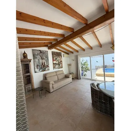 With Pool 贝尼萨
